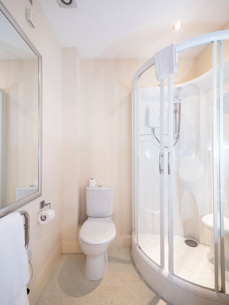 Hotel Oyo Chase Suites