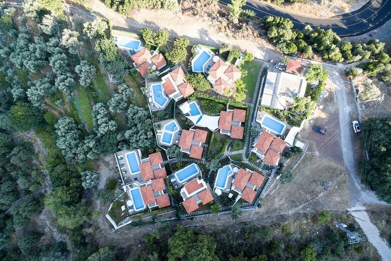 Alya Piynar Villa
