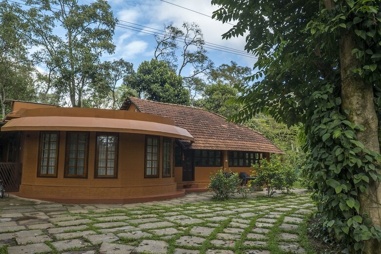 Hotel Brindavan Estate Homestay