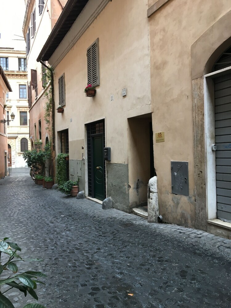 Bb Il Re Alla Reginella Guest House