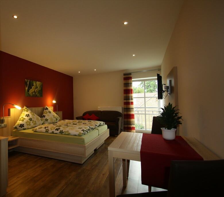 Hotel G�stehaus Bourdy