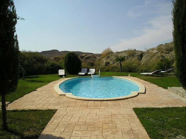 Hotel Cueva Tardienta Monegros - Adults Only