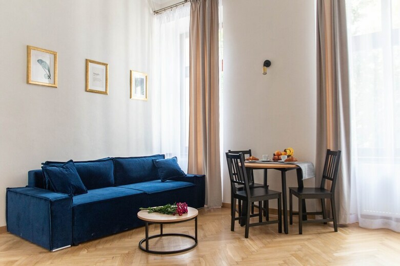 Leo Apartments Residence