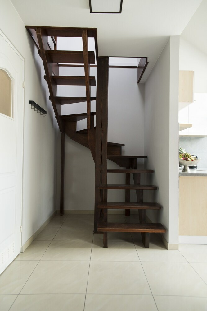 Leo Apartments Residence