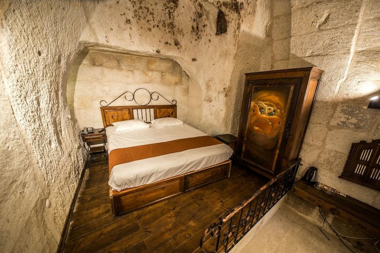 Harkasos Cave Hotel