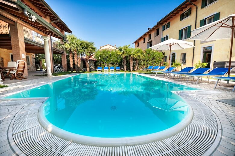 Hotel Villa Pace