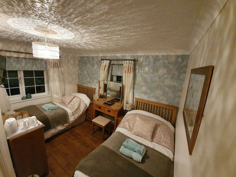 Bed & Breakfast Craig Eithin B & B Holyhead