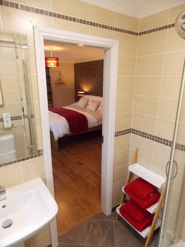 Bed & Breakfast Craig Eithin B & B Holyhead