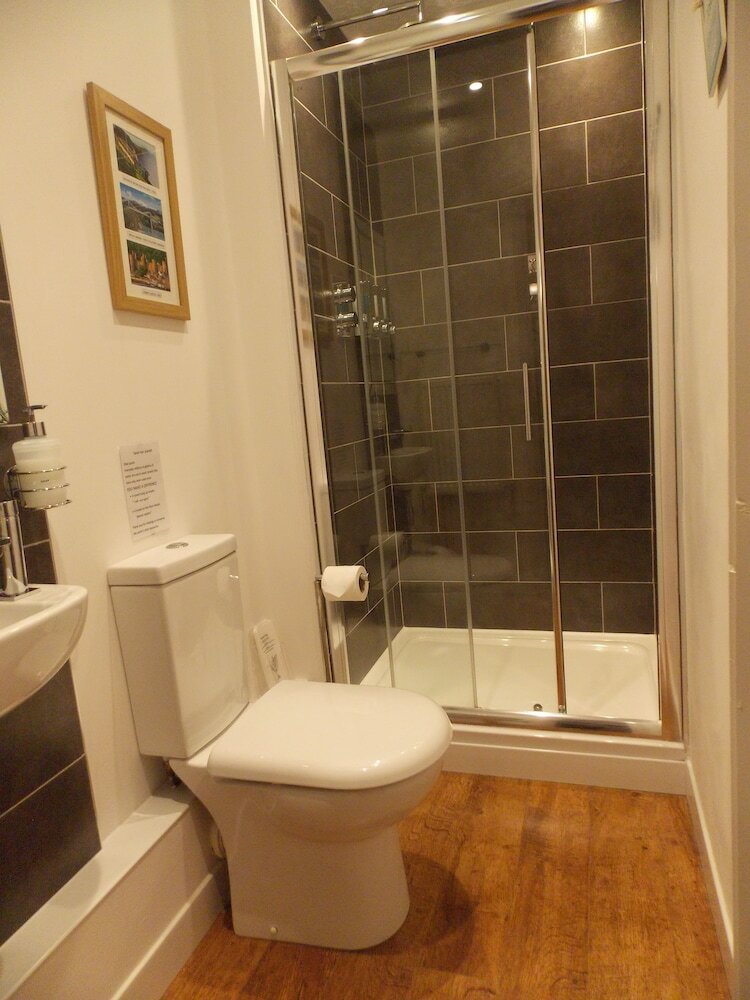 Bed & Breakfast Craig Eithin B & B Holyhead