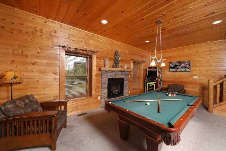 Mountain Sunrise - Five Bedroom Cabin