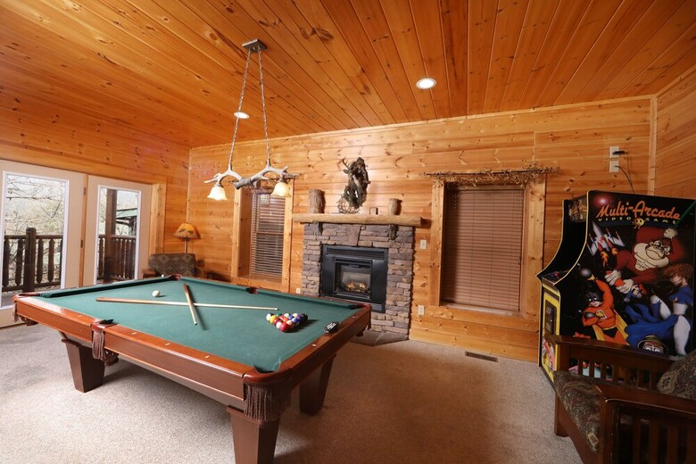 Mountain Sunrise - Five Bedroom Cabin