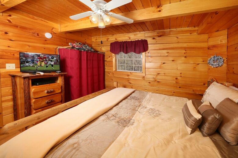 Fireside Memories - Two Bedroom Cabin