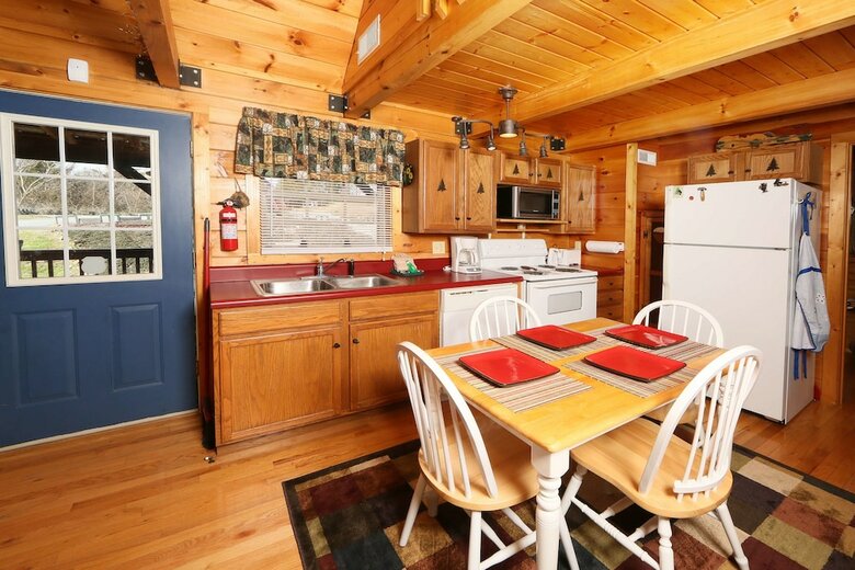 Fireside Memories - Two Bedroom Cabin