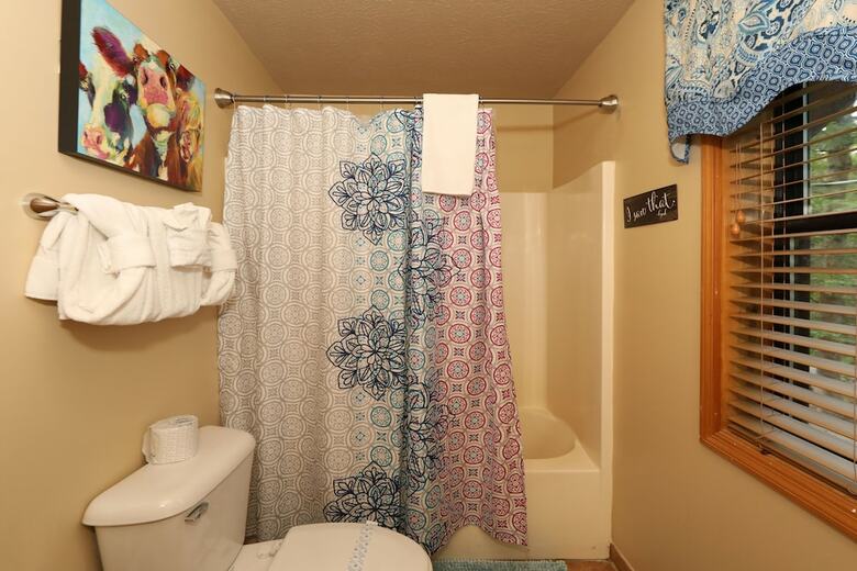 Divine Escape - Two Bedroom Chalet