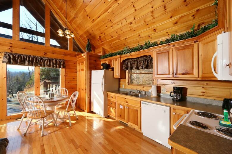 Hugs N Kisses - One Bedroom Cabin