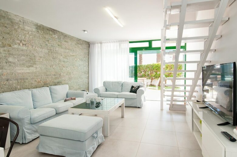 Beachfront Apartment Las Burras Fa03