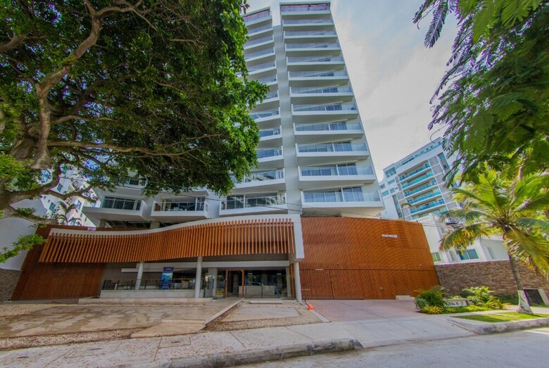 Apartamentos Edificio Martinique Delux
