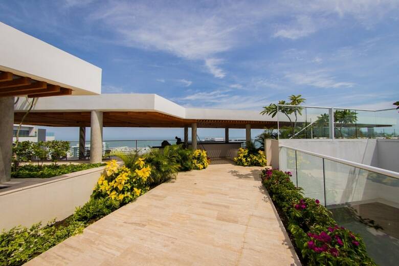 Apartamentos Edificio Martinique Delux