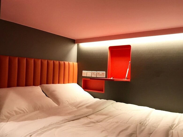 Circular House Capsule Hotel