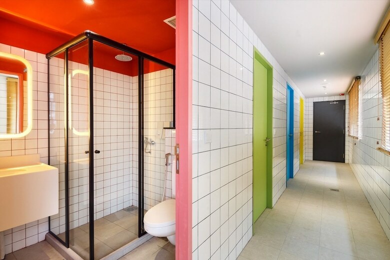Circular House Capsule Hotel