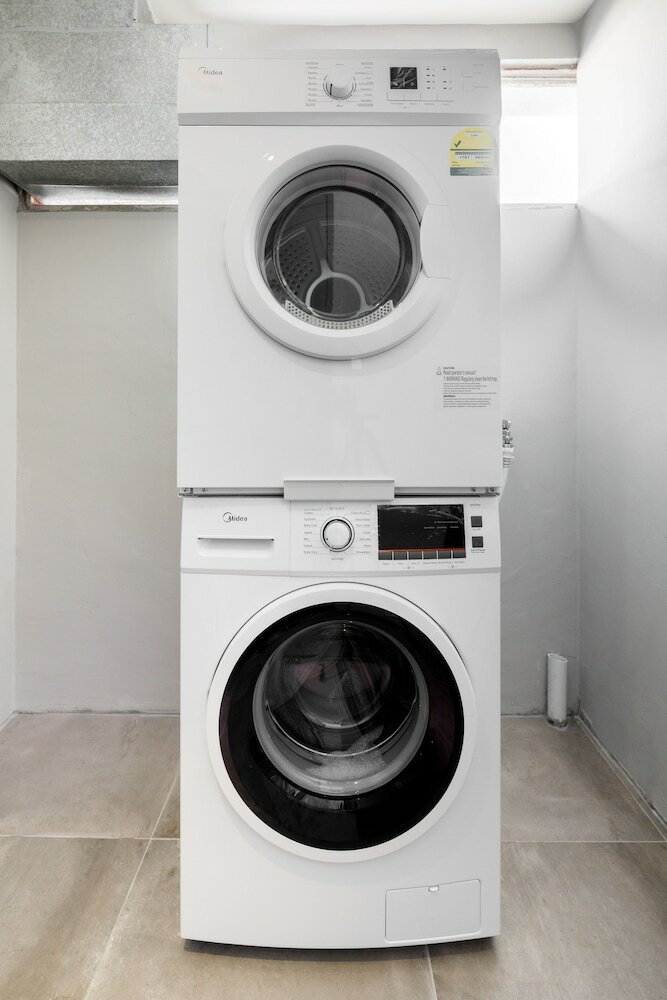 Circular House Capsule Hotel