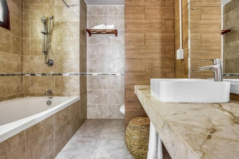 Hostal Selina Los Lirios Tulum