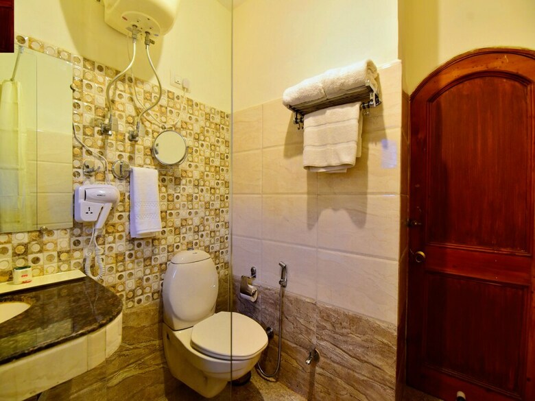 Hotel Capital O 30169 Signature Manaali