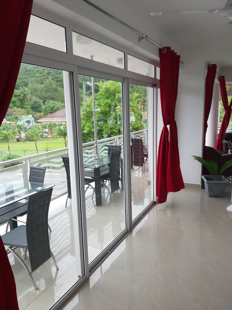 Aparthotel Diamond Plaza