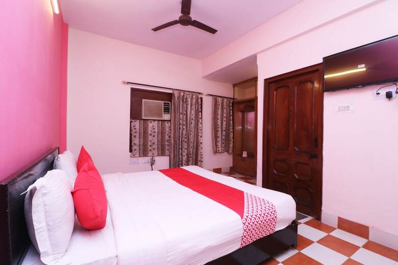 Hotel Oyo 24020 Megha Yatri Niwas