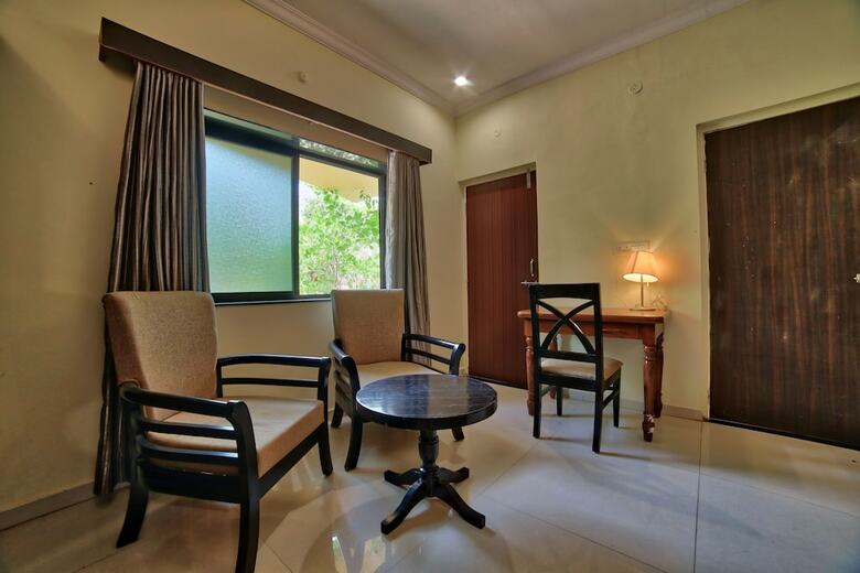Hotel Palette - Tadoba Tiger King Resort