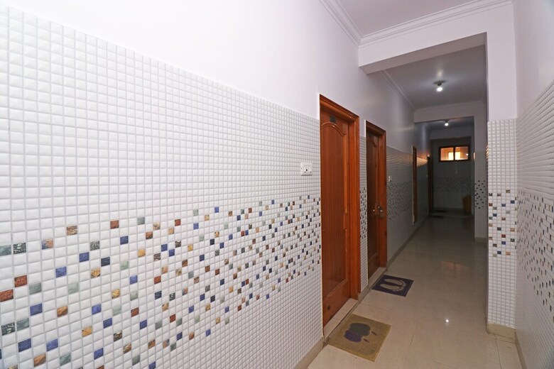 Hotel Oyo 22242 Maa Rudrani Resort