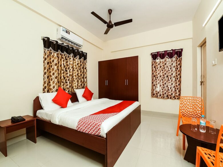 Hotel Oyo 30741 The Purple Stay
