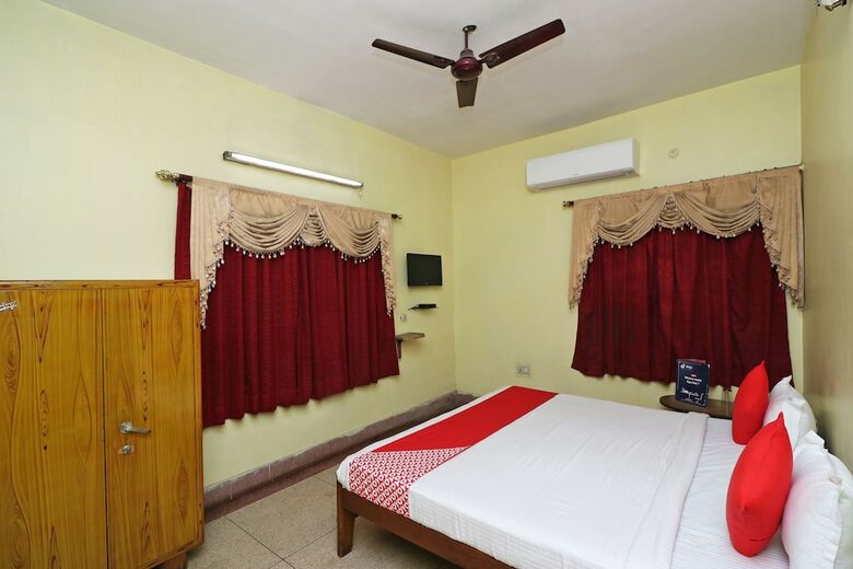 Hotel Oyo 18668 Ananya Guest House