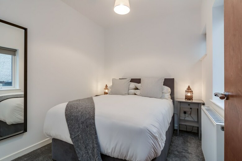 Meadowbank Place