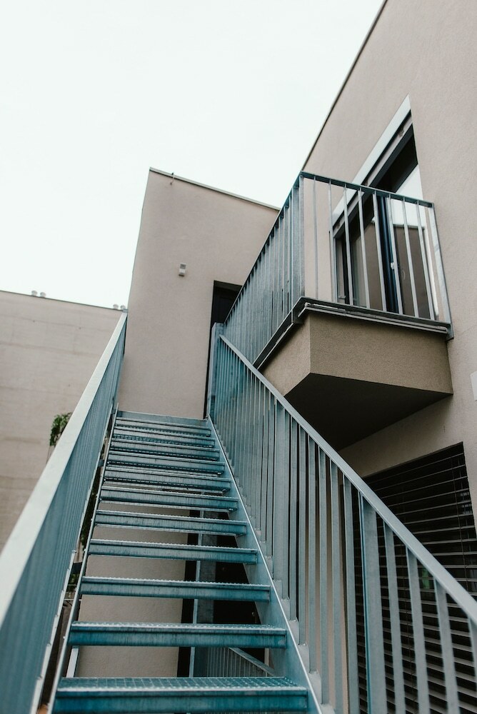 Wake Up Apartments