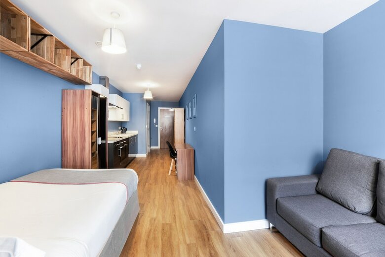 Oyo Vincent Apartments
