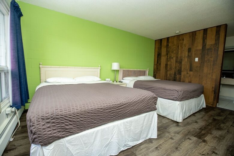 Camrose Motel