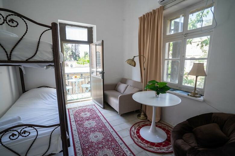 Hotel Jerusalem Home