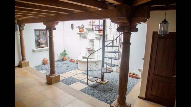 Hotel Casa Girasol