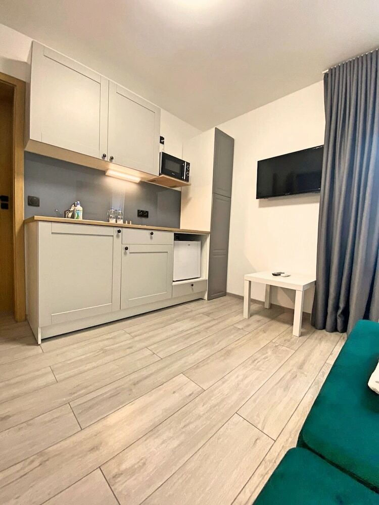 Bob Apartments