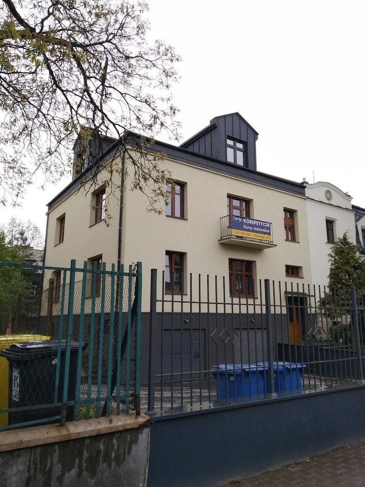Bob Apartments
