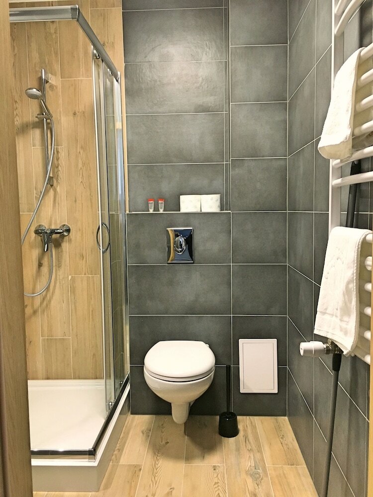 Bob Apartments