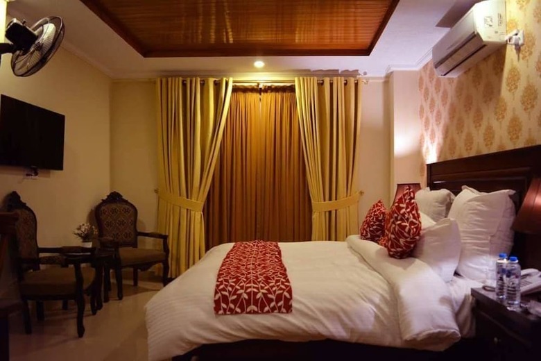 Hotel Holiday Grand Resort Bhurban