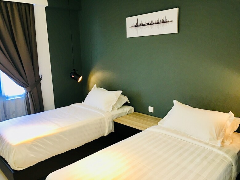 Enclave Hotel