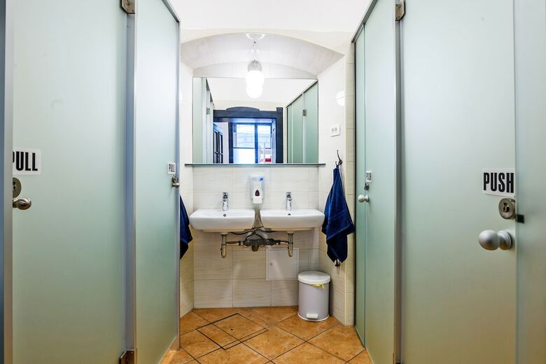 Hostal Turn Hostel