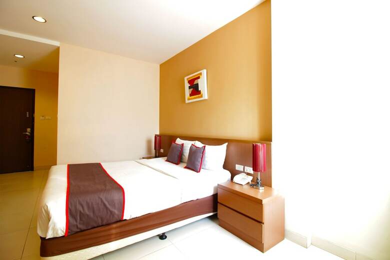 Hotel Collection O 10 Sweet Karina Bandung