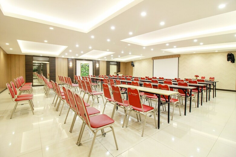 Hotel Collection O 10 Sweet Karina Bandung