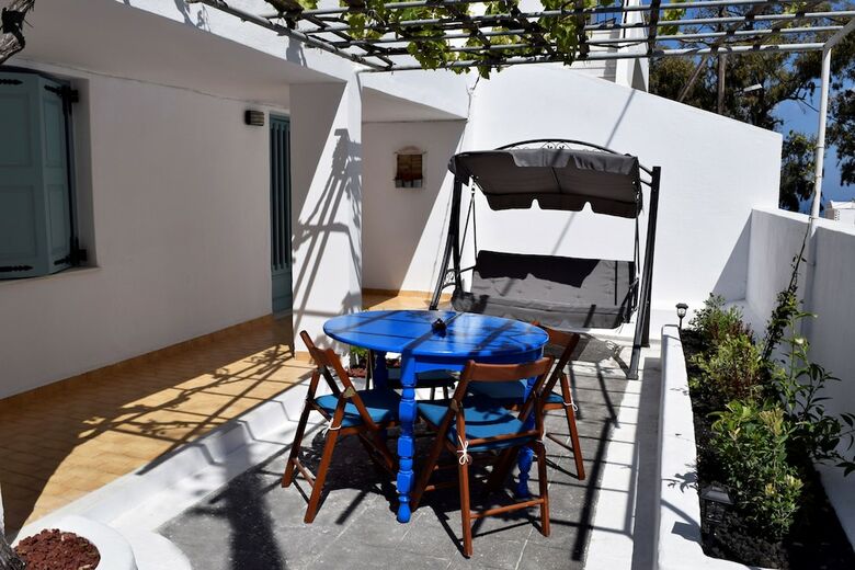 Apartamentos Authentic Santorinian Home Experience