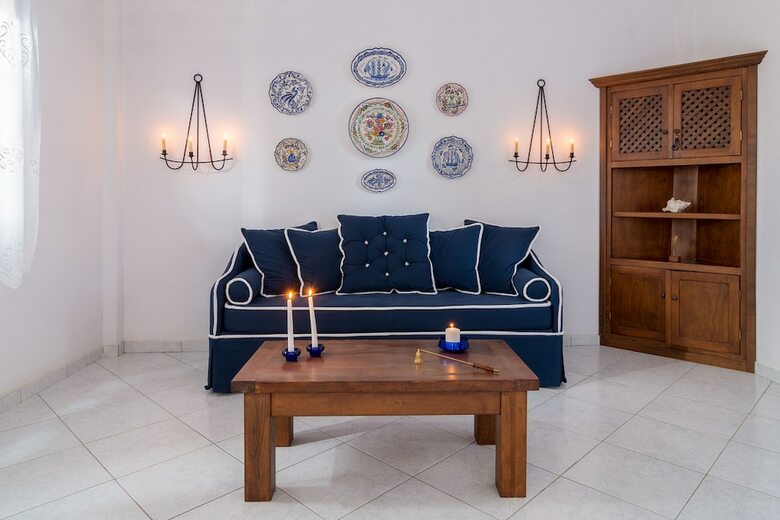Cycladic Residence