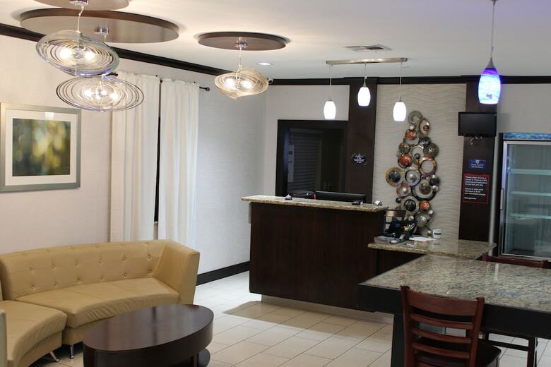 Motel Horizon Inn & Suites - Pearsall